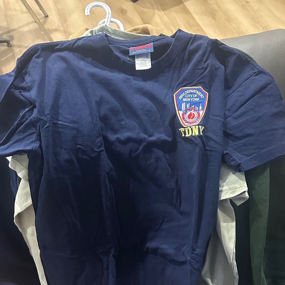 Gildan Mens Short Sleeve T-Shirt - Navy Blue